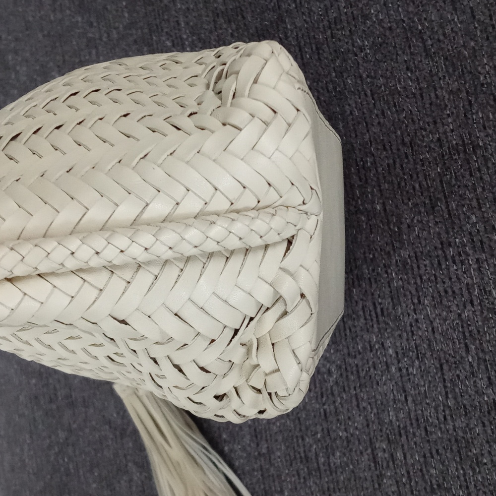 🐎RARE Ralph Lauren🐎 - Ecru Woven Leather Shoulder Bag - Picture 10 of 16